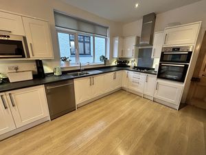 Photo 8- click for photo gallery